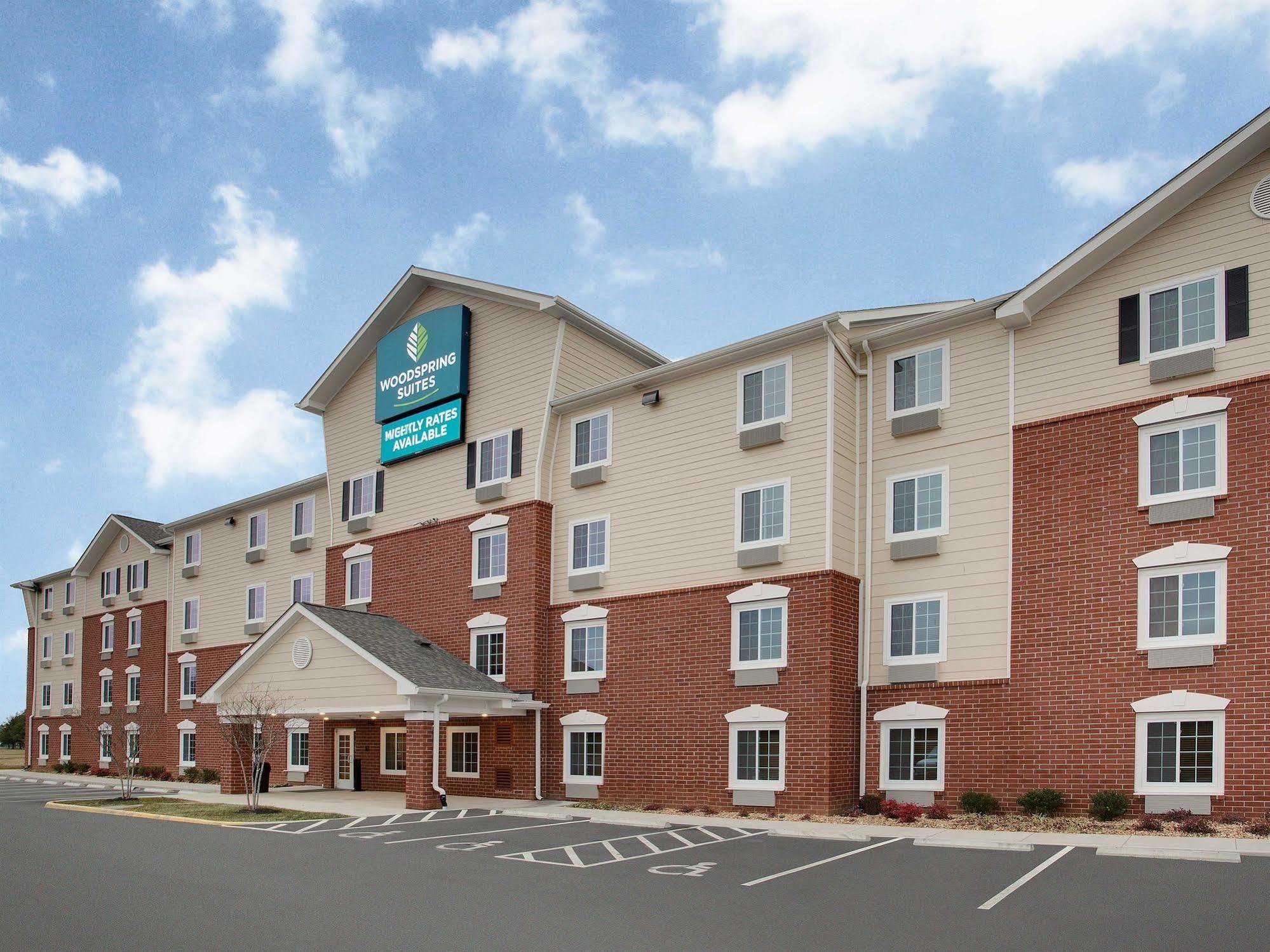 Woodspring Suites Fredericksburg Exteriör bild